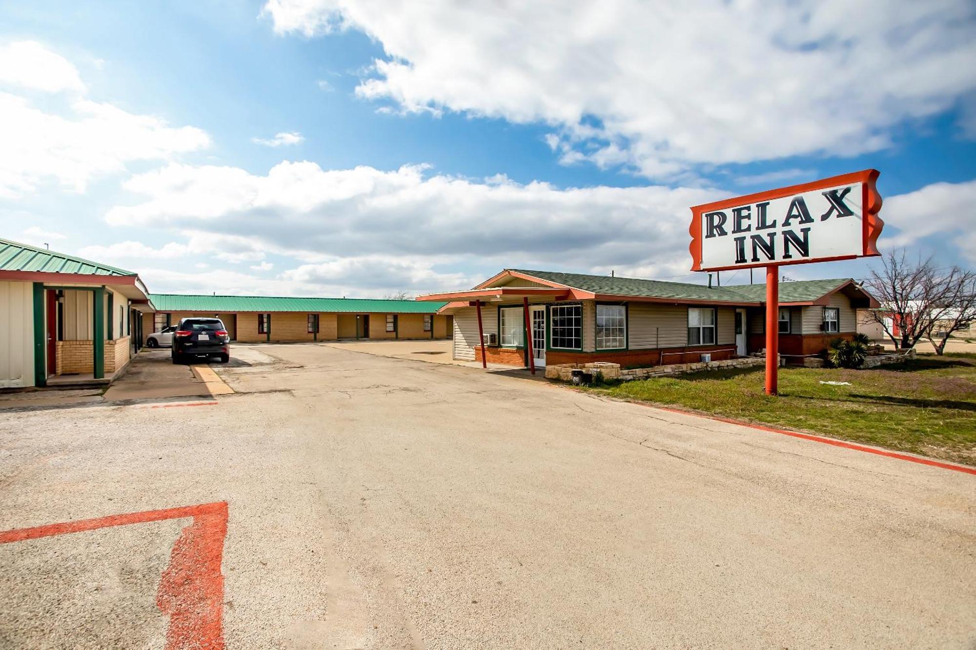 Oyo Hotel Jacksboro Tx - Fort Richardson Exterior photo